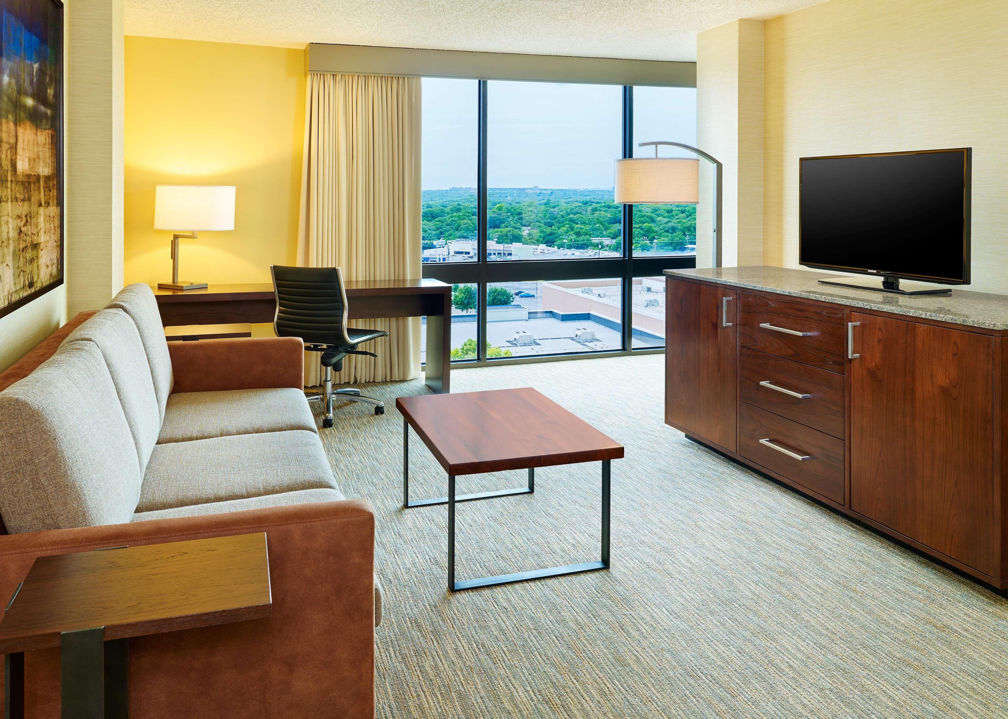 Doubletree By Hilton San Antonio Airport Ξενοδοχείο Εξωτερικό φωτογραφία